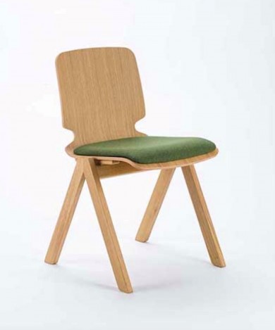 Vonda Chair