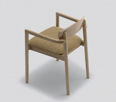 Vox armchair