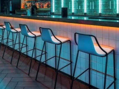 Nexo Stool