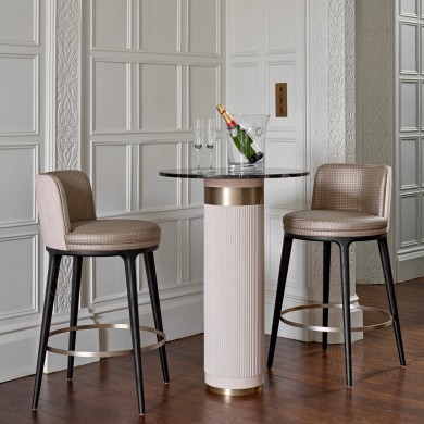 Omar Swivel Stool